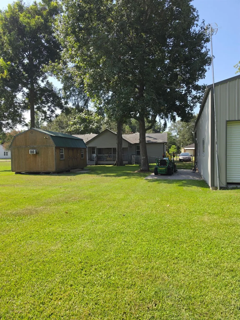 150 County Road 2359 Liberty, TX 77575