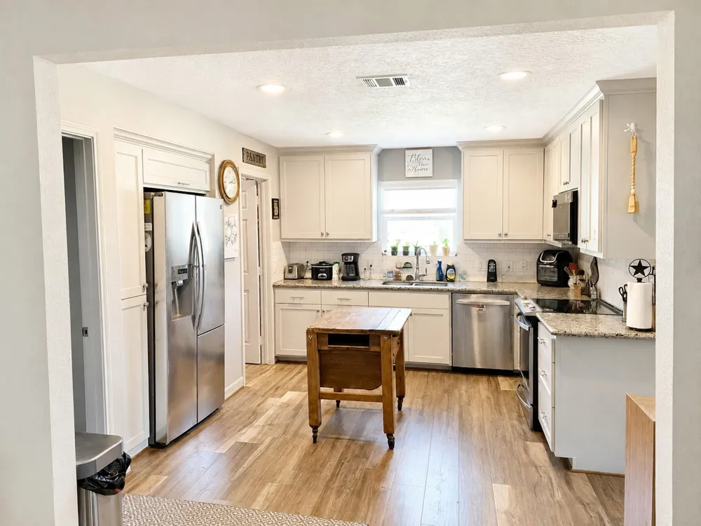 150 County Road 2359 Liberty, TX 77575