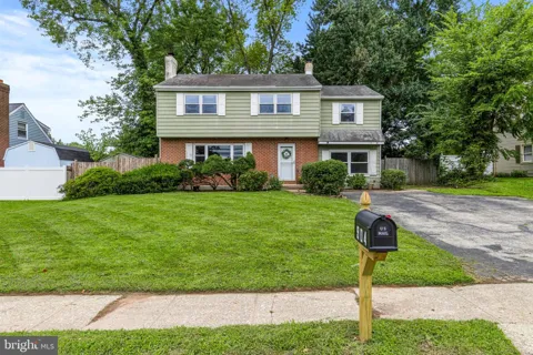 904 TOWNSHIP LINE ROAD