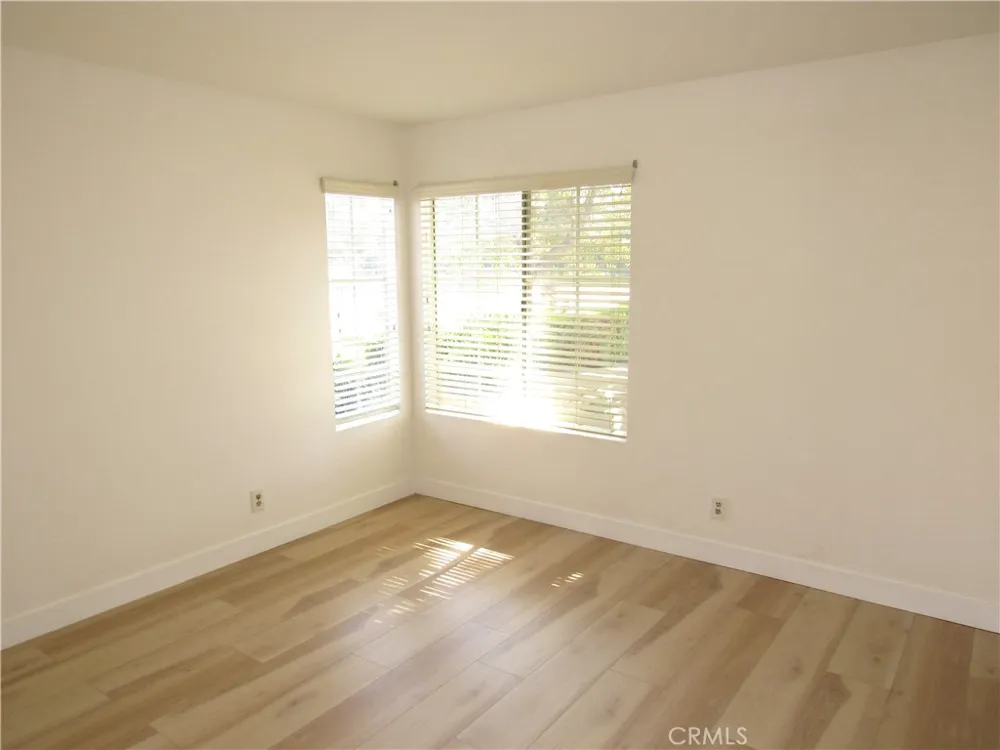 1099 W Ontario Corona, CA 92882