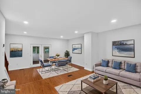51 OAK CREST COURT