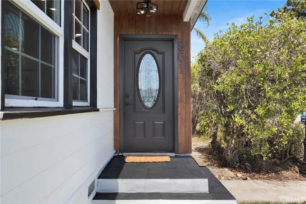 861 Grant Glendale, CA 91202