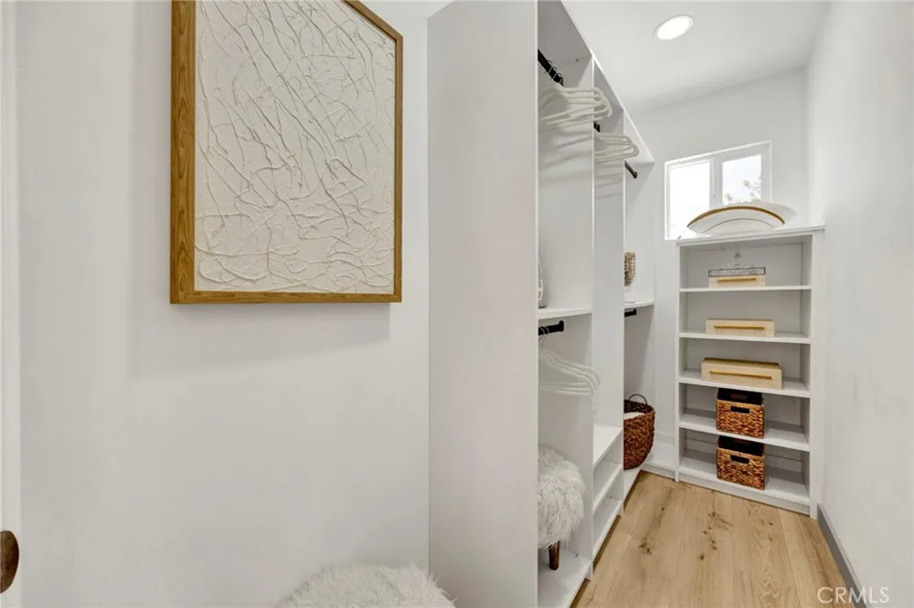 861 Grant Glendale, CA 91202