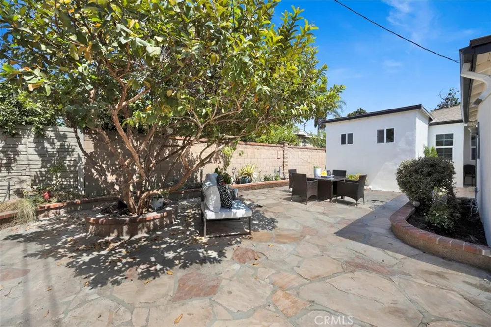861 Grant Glendale, CA 91202