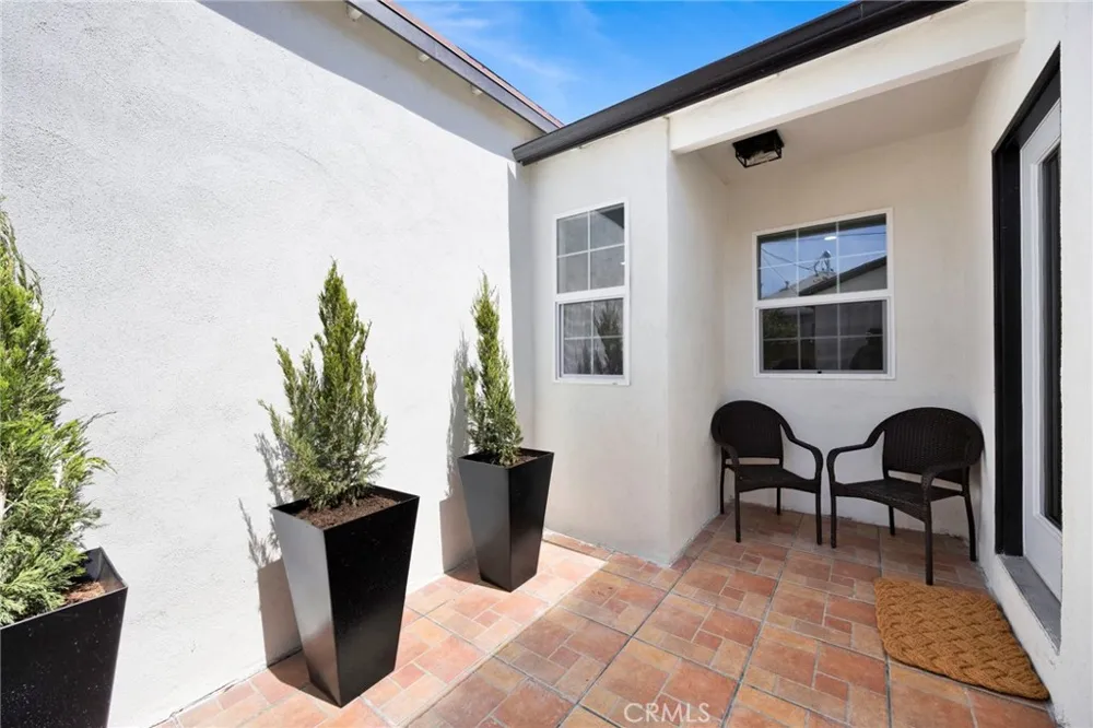 861 Grant Glendale, CA 91202