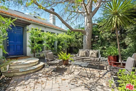 449 Westbourne Drive