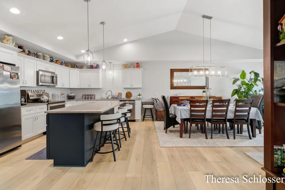 944 Bellview Meadow Drive SW #28 Byron Center, MI 49315