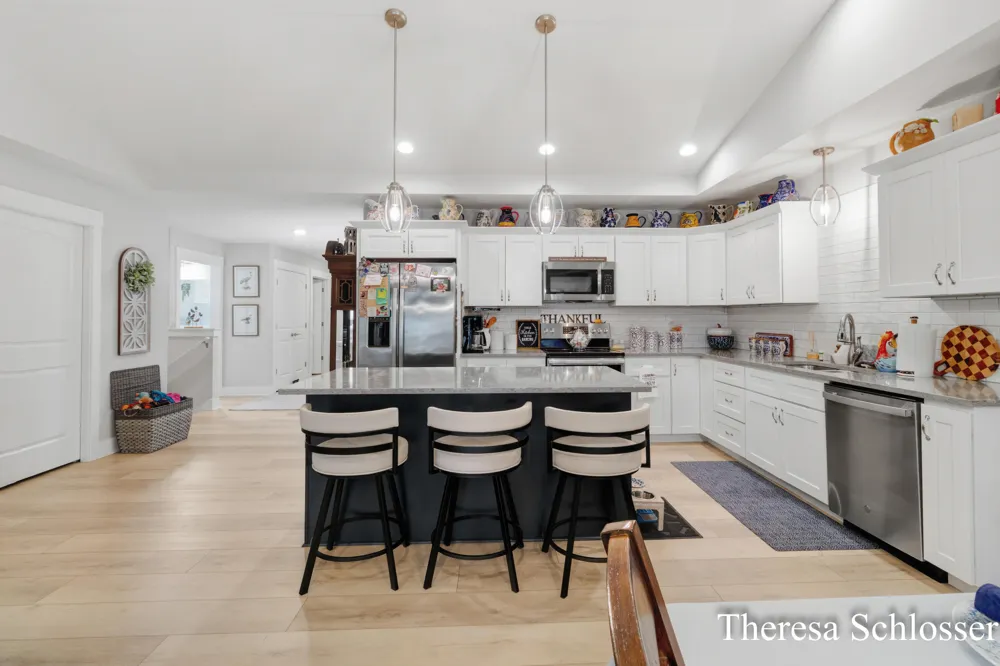 944 Bellview Meadow Drive SW #28 Byron Center, MI 49315