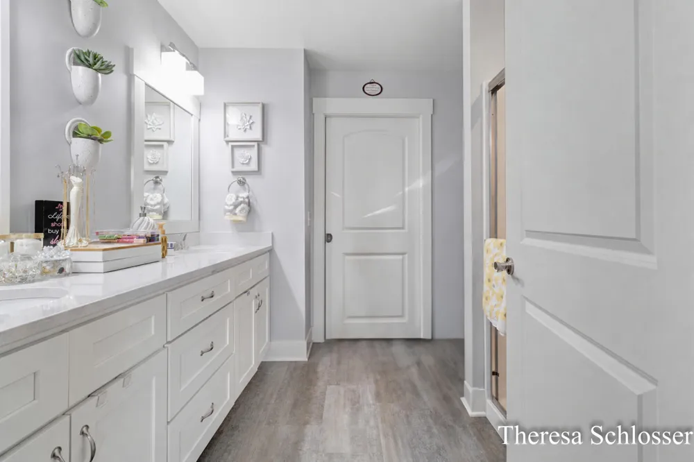 944 Bellview Meadow Drive SW #28 Byron Center, MI 49315
