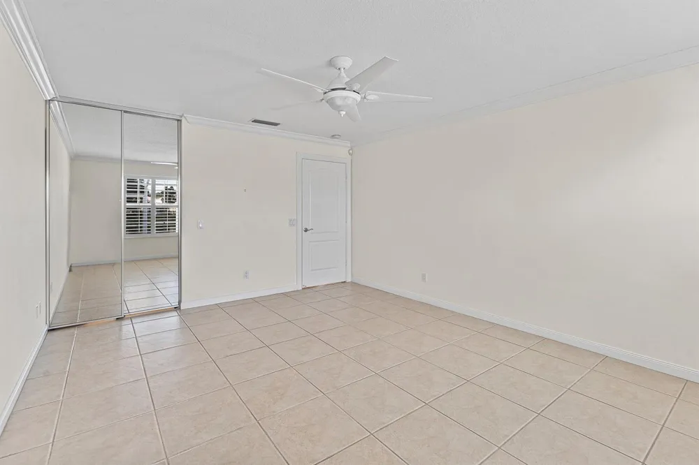 693 HUDSON BAY DRIVE Palm Beach Gardens, FL 33410