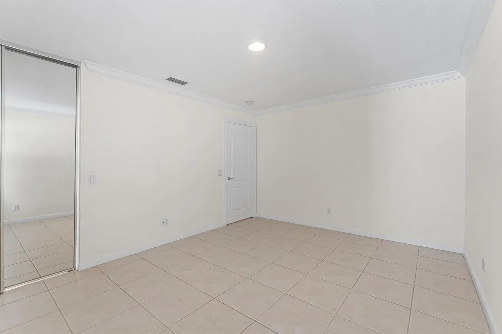 693 HUDSON BAY DRIVE Palm Beach Gardens, FL 33410