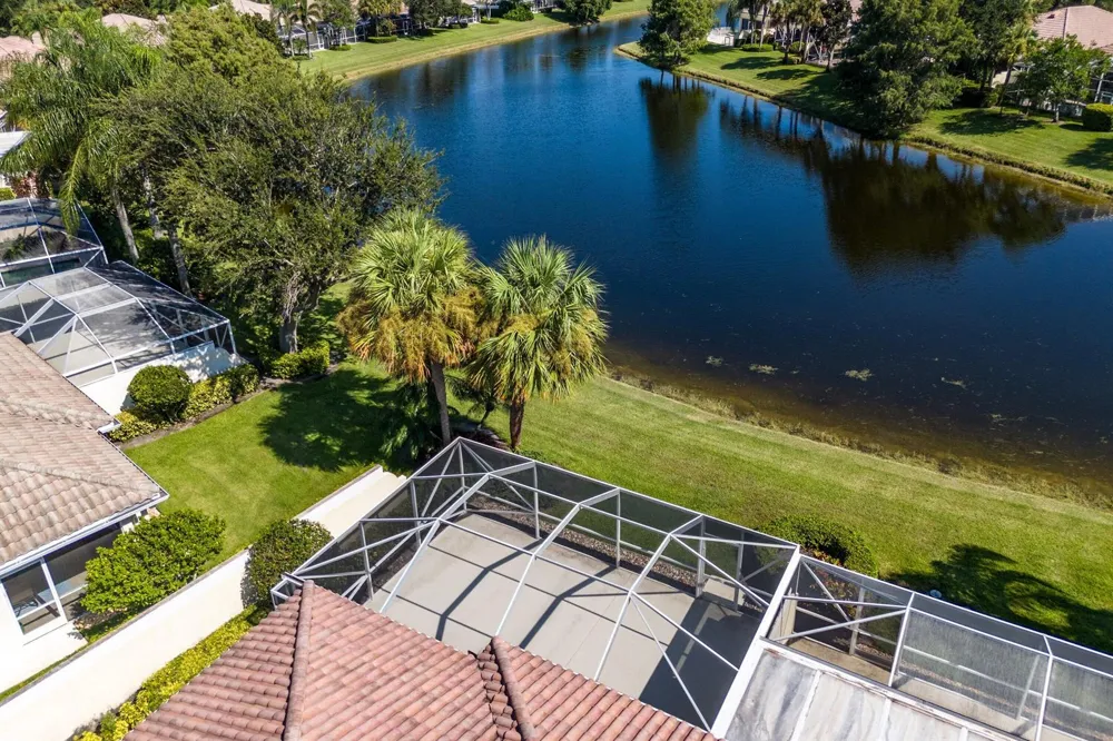 693 HUDSON BAY DRIVE Palm Beach Gardens, FL 33410