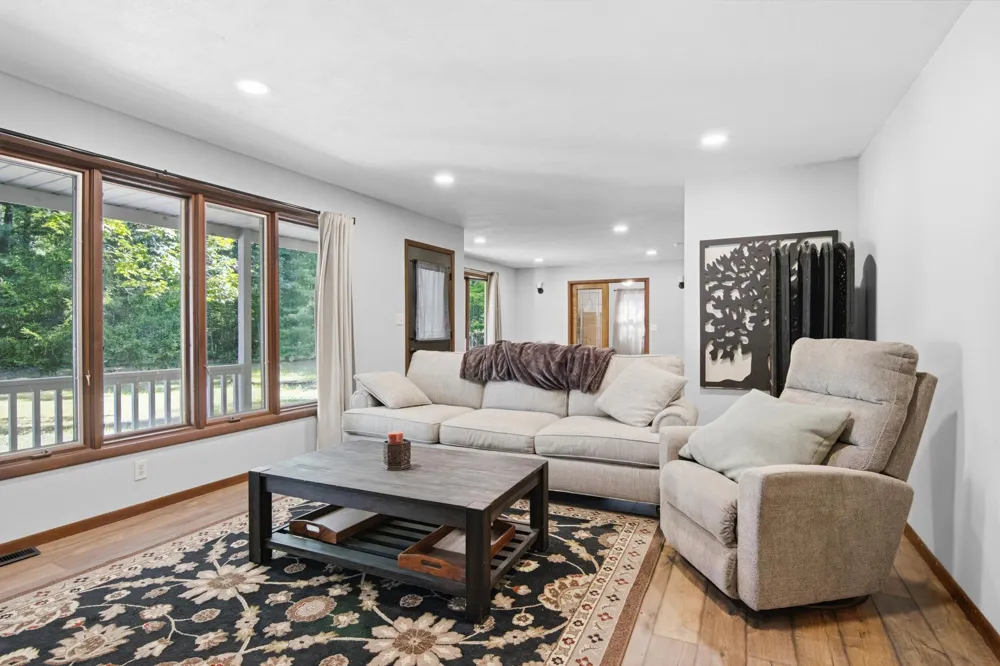 5896 Betsie River Road Grant Township, MI 49643