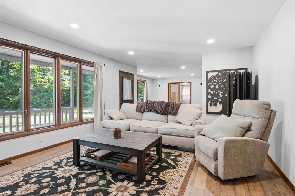5896 Betsie River Road Grant Township, MI 49643