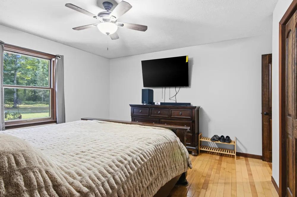 5896 Betsie River Road Grant Township, MI 49643