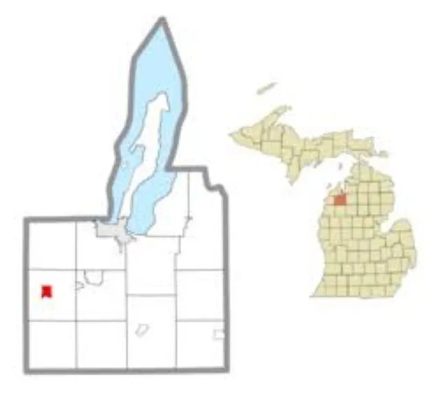 5896 Betsie River Road Grant Township, MI 49643