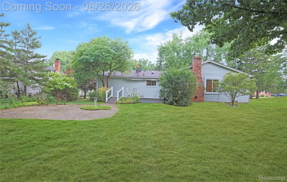 20216 Rippling Lane Northville Township, MI 48167
