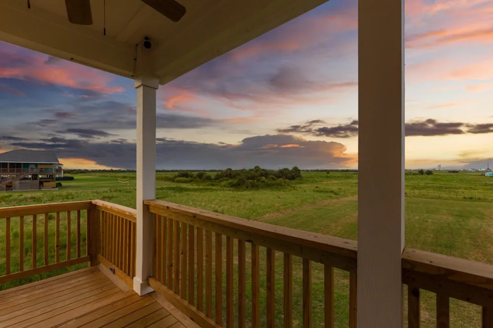 18103 Shaman Drive Galveston, TX 77554