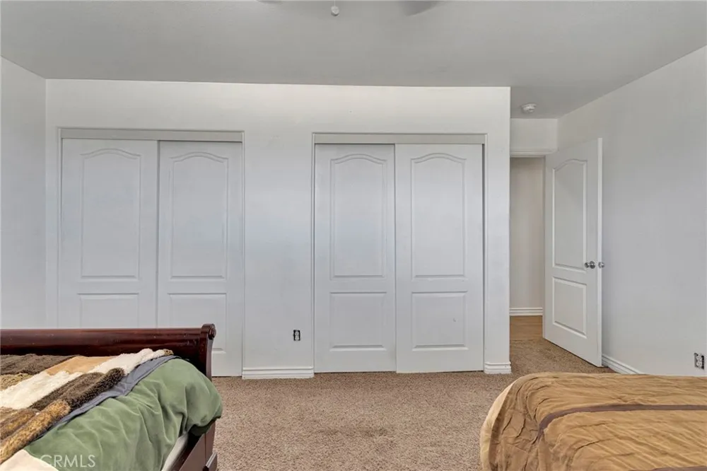 24332 Roundup Apple Valley, CA 92308