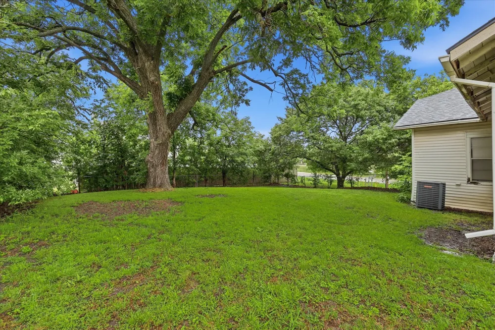 754 Main Drive Van Alstyne, TX 75495