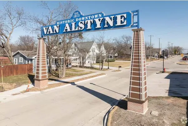 754 Main Drive Van Alstyne, TX 75495