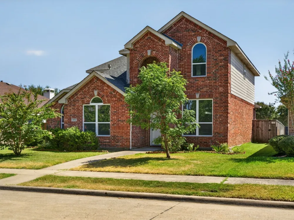 1712 Elm Spring Court Allen, TX 75002
