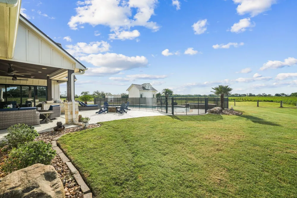 8441 Fairchild Road Richmond, TX 77469