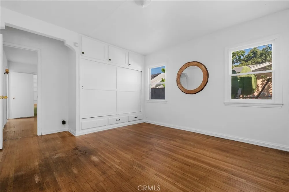 2801 Cudahy Huntington Park, CA 90255
