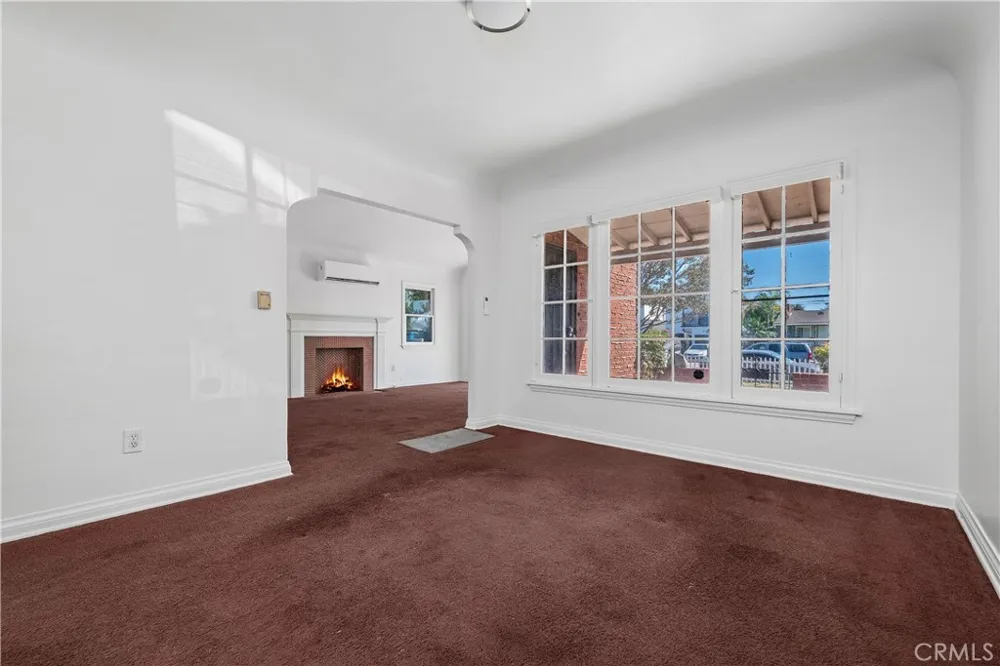 2801 Cudahy Huntington Park, CA 90255