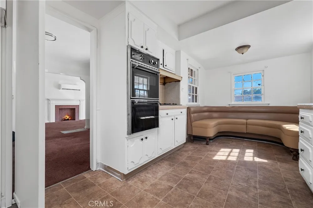 2801 Cudahy Huntington Park, CA 90255