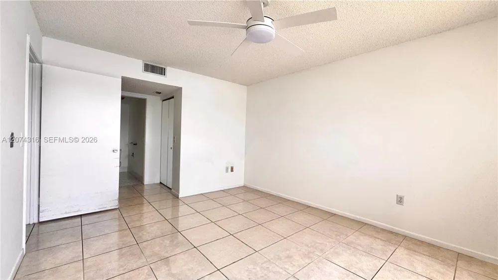 1400 SW 131st Way #305Q Pembroke Pines, FL 33027