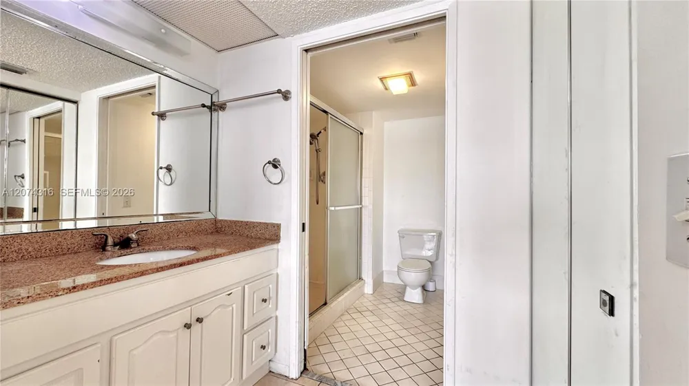 1400 SW 131st Way #305Q Pembroke Pines, FL 33027
