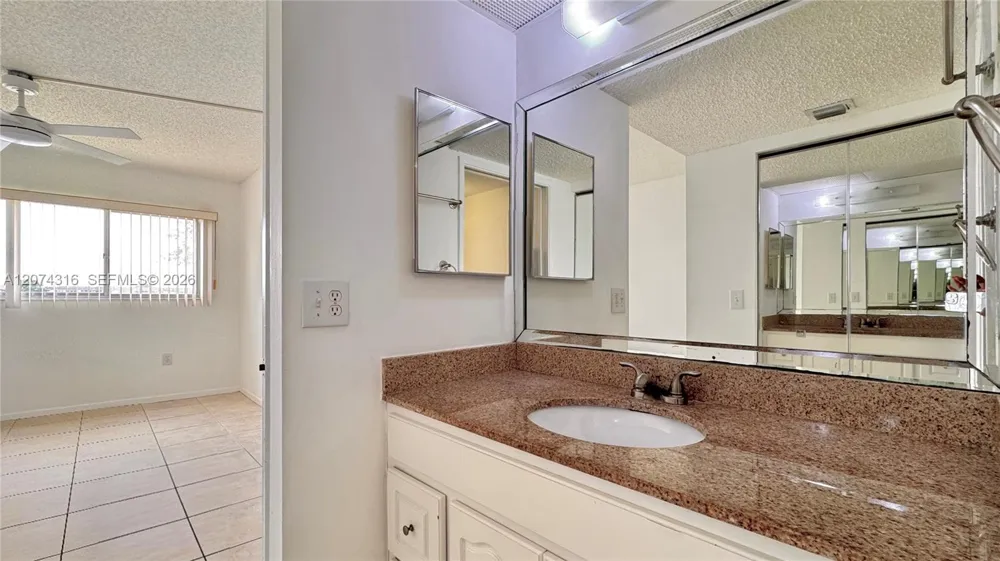 1400 SW 131st Way #305Q Pembroke Pines, FL 33027
