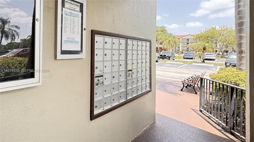 1400 SW 131st Way #305Q Pembroke Pines, FL 33027