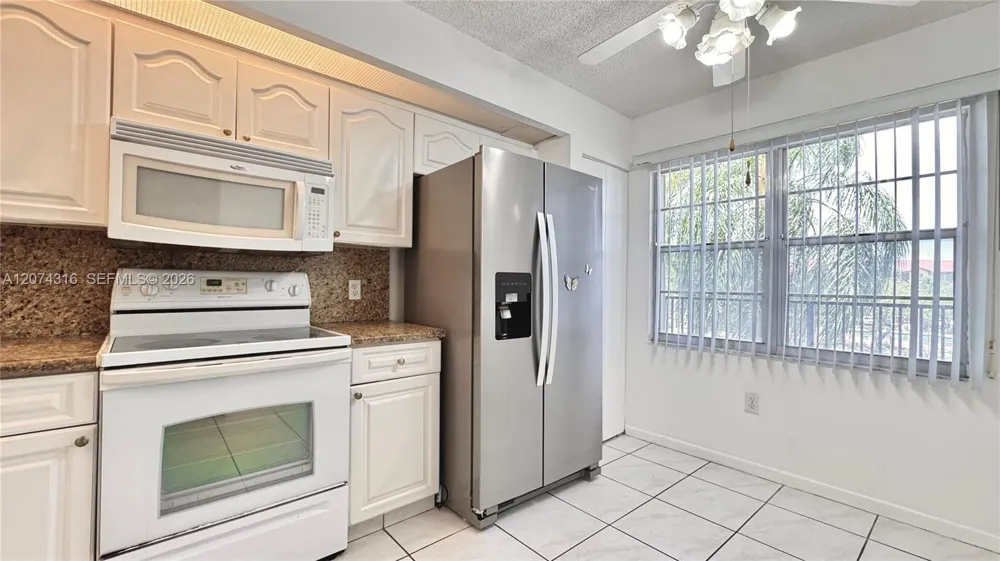 1400 SW 131st Way #305Q Pembroke Pines, FL 33027