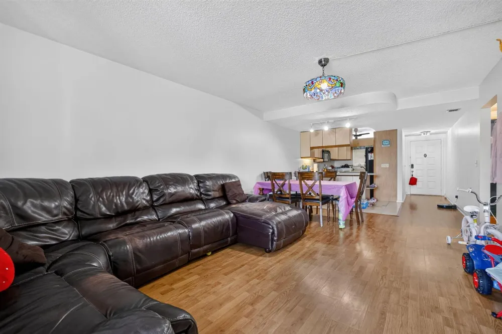 890 Federal Highway #202 Lantana, FL 33462