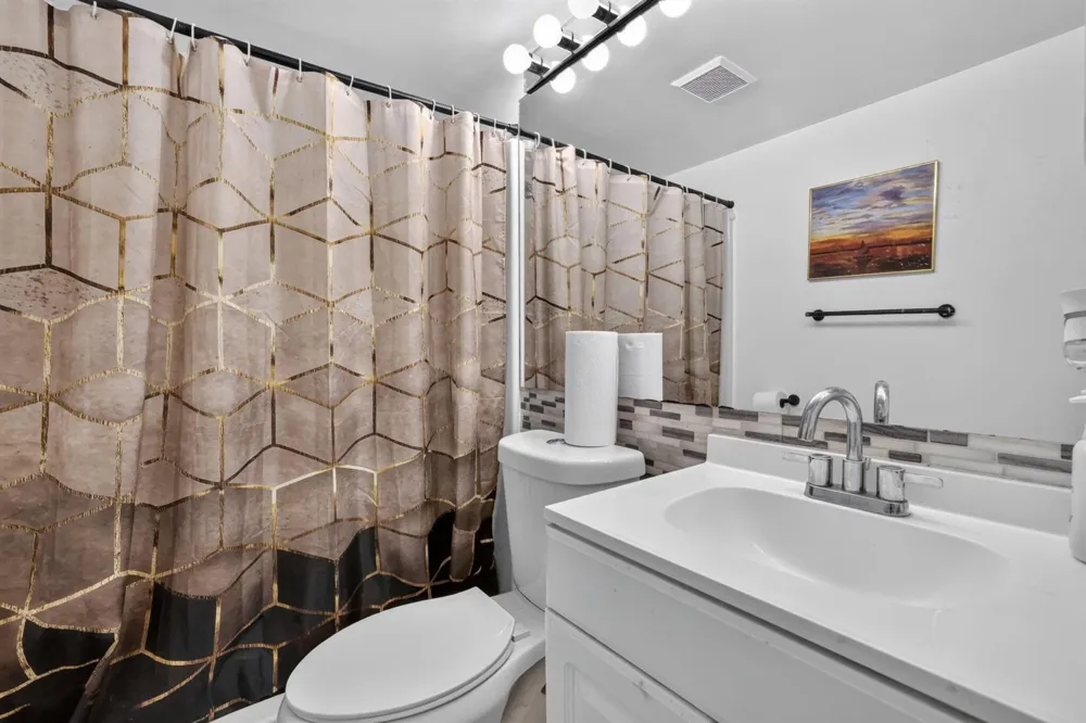 890 Federal Highway #202 Lantana, FL 33462