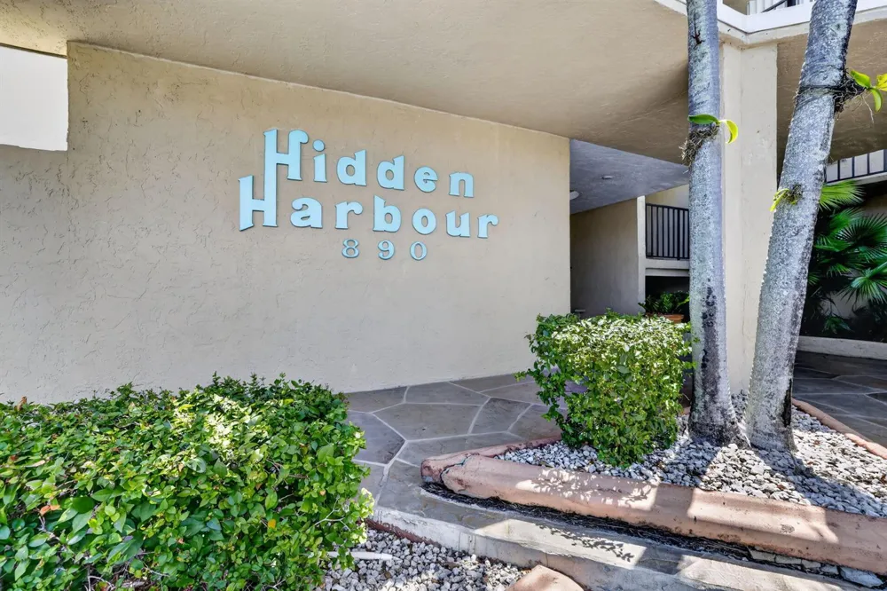 890 Federal Highway #202 Lantana, FL 33462