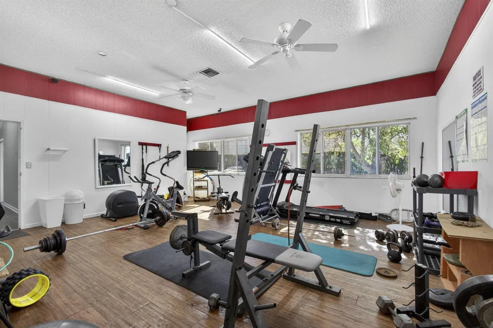 890 Federal Highway #202 Lantana, FL 33462