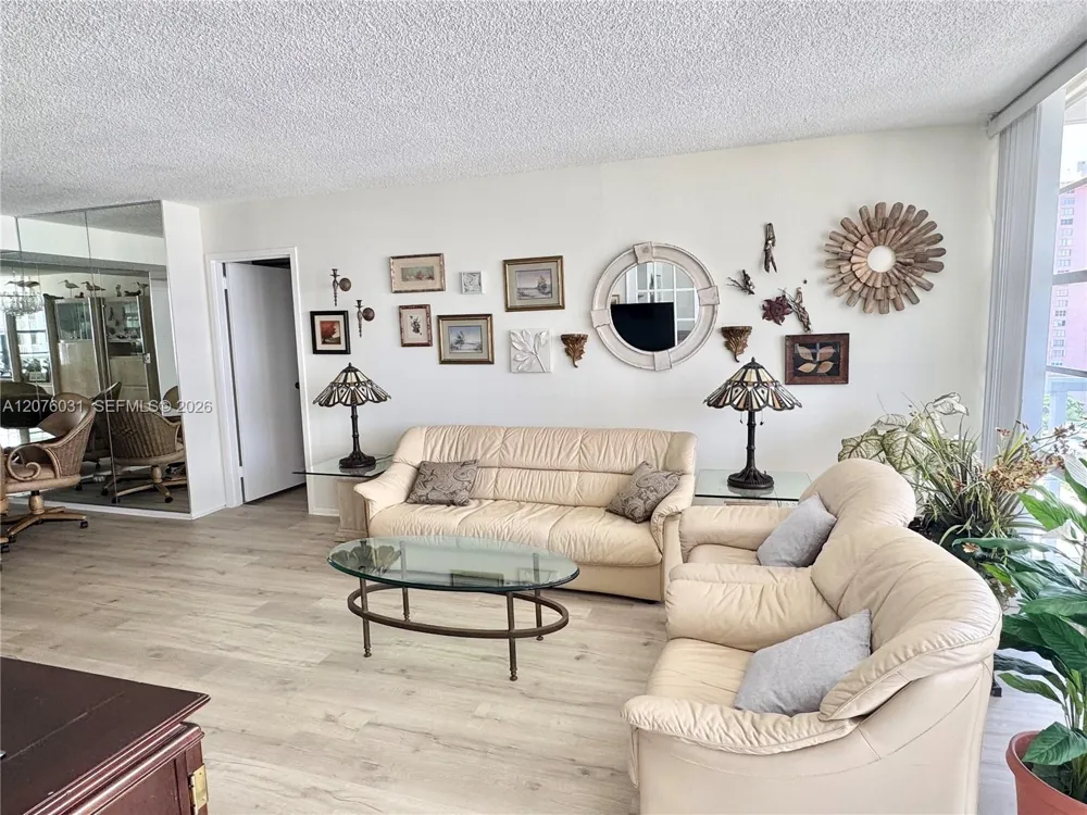 230 174th St #1110 Sunny Isles Beach, FL 33160
