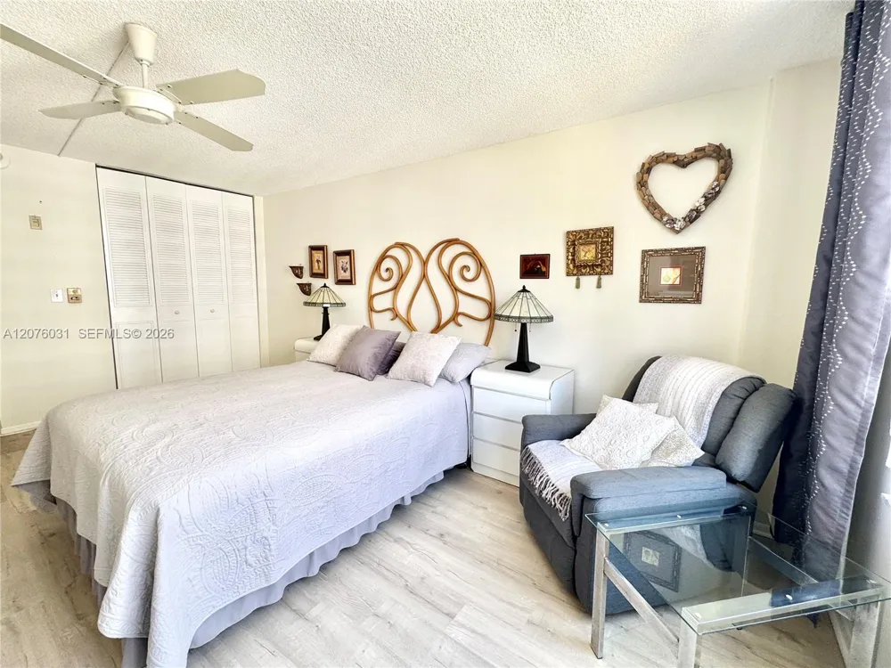 230 174th St #1110 Sunny Isles Beach, FL 33160