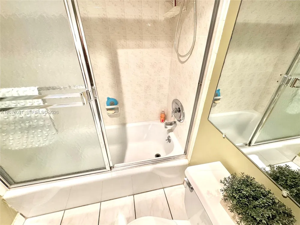 230 174th St #1110 Sunny Isles Beach, FL 33160