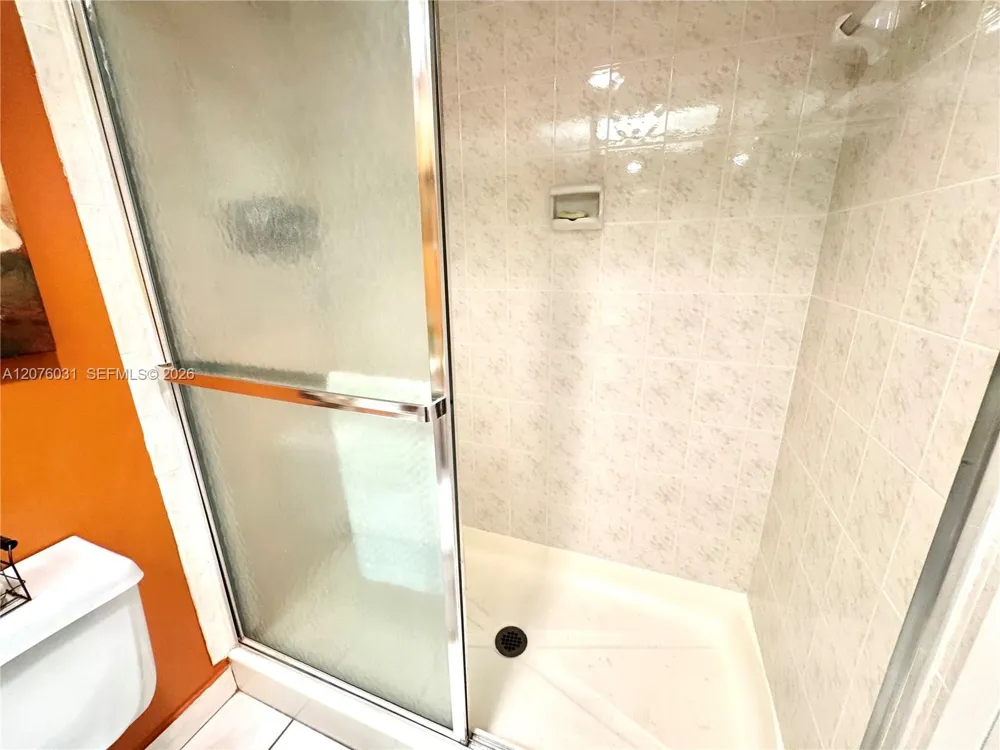 230 174th St #1110 Sunny Isles Beach, FL 33160