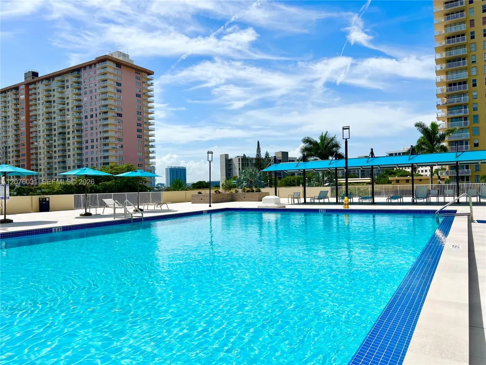 230 174th St #1110 Sunny Isles Beach, FL 33160