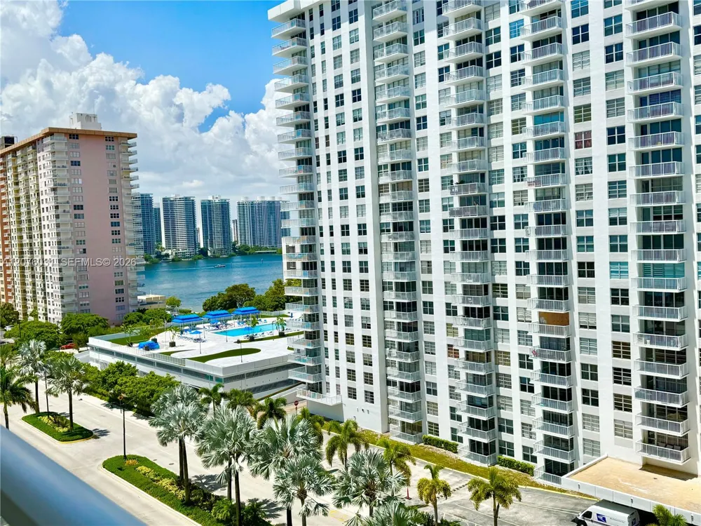 230 174th St #1110 Sunny Isles Beach, FL 33160
