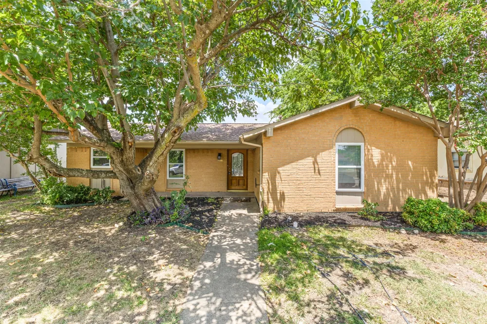 929 Meadow Mead Drive Allen, TX 75002