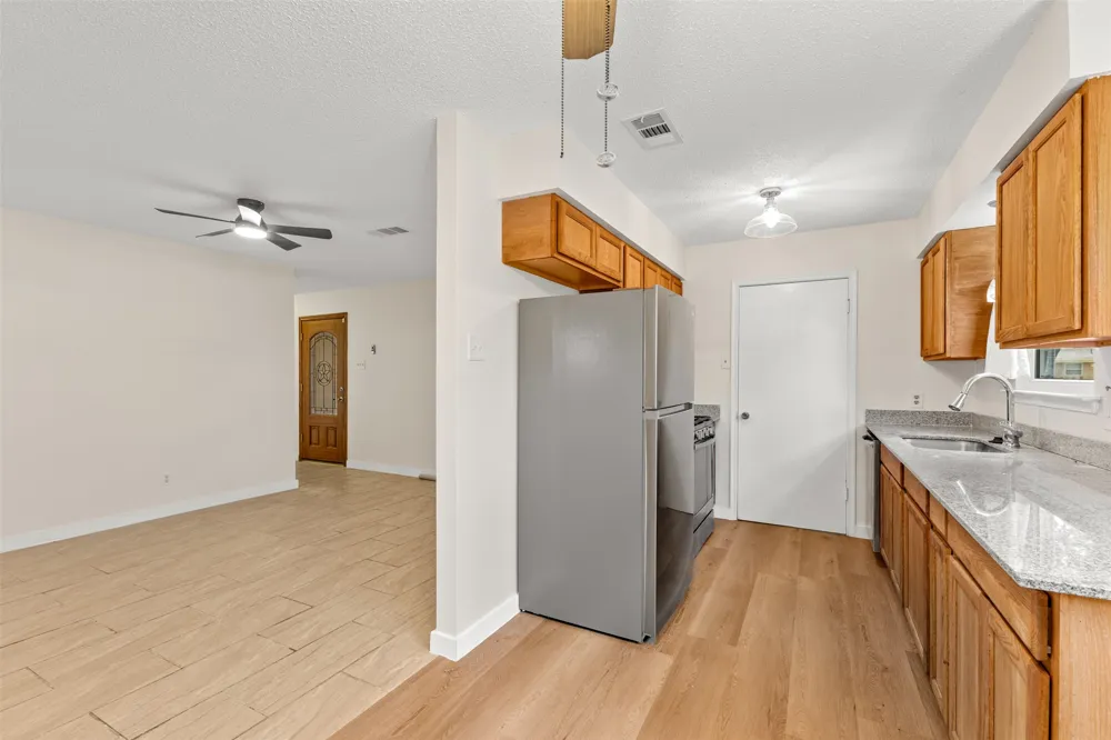 929 Meadow Mead Drive Allen, TX 75002