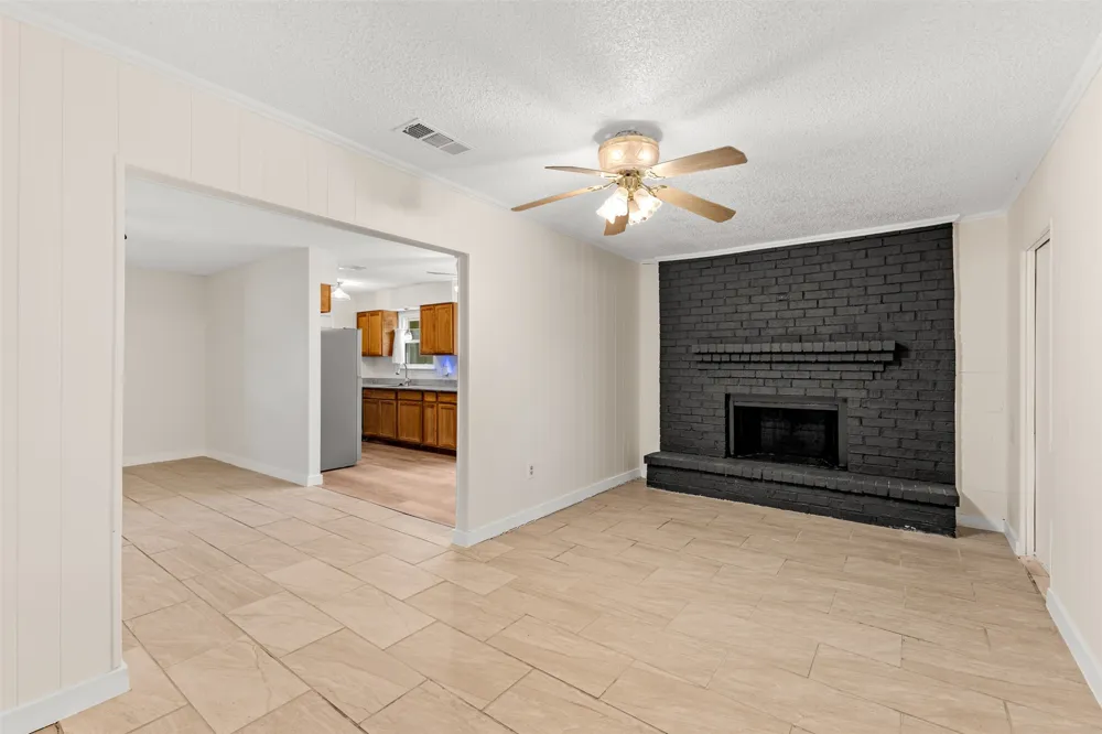 929 Meadow Mead Drive Allen, TX 75002