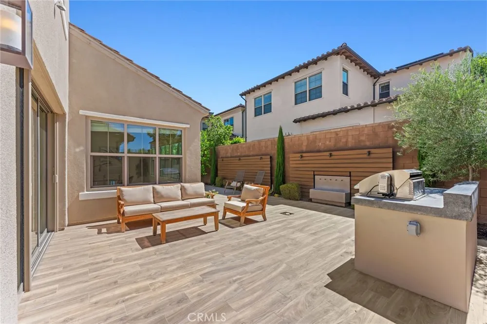 126 Abalone Irvine, CA 92620