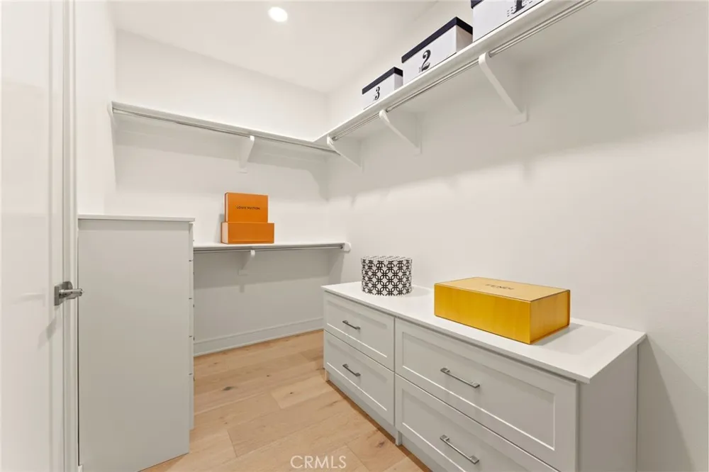 126 Abalone Irvine, CA 92620